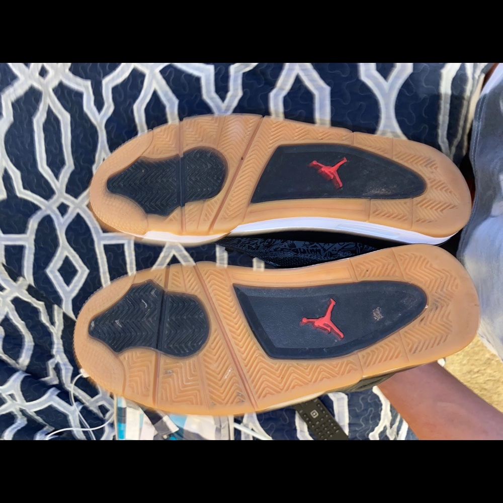 Jordan 4 - Picture 5 of 6